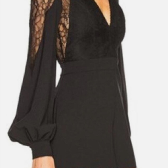 ALEXIS black lace romper - Picture 3 of 9